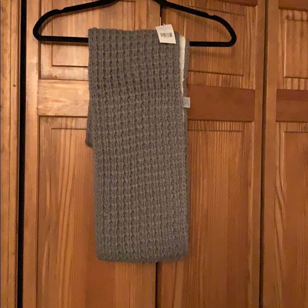 Loop scarf